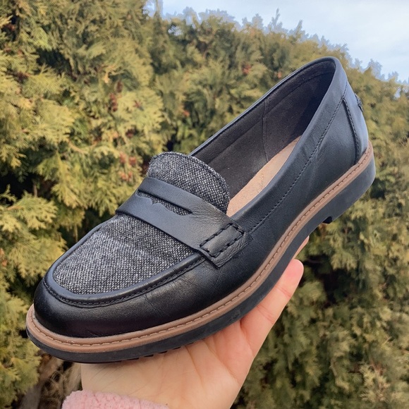women's clarks raisie eletta penny loafer